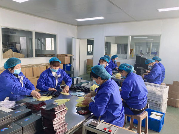 膏藥加工如何代加工？膏藥貼牌廠(chǎng)家這樣選不會(huì)錯(cuò)