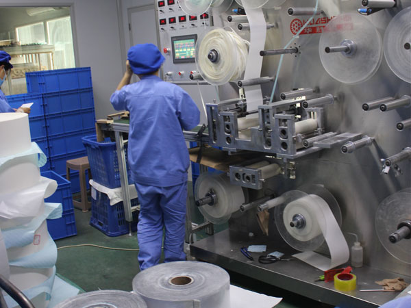 膏藥貼品牌電商怎么找膏藥加工廠加工生產(chǎn)膏藥？